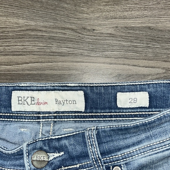 Buckle Blue Boyfriend Jeans Relaxed Fit - Picture 3 of 3